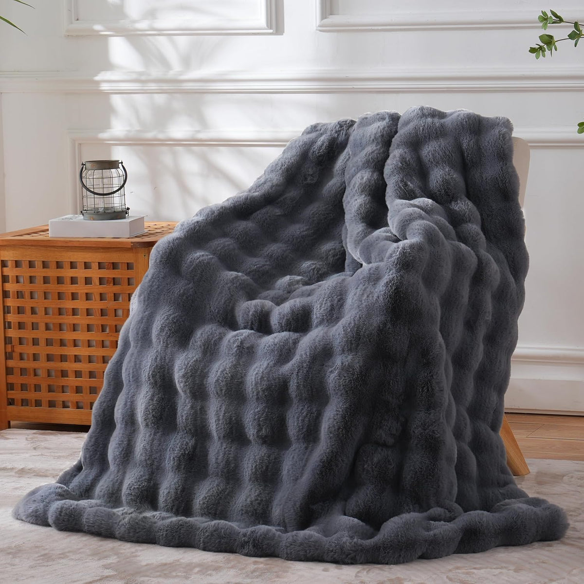 Luxury Faux Fur Fluffy Throw Blanket