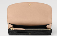 Ladies Black Louis Vuitton Wallet